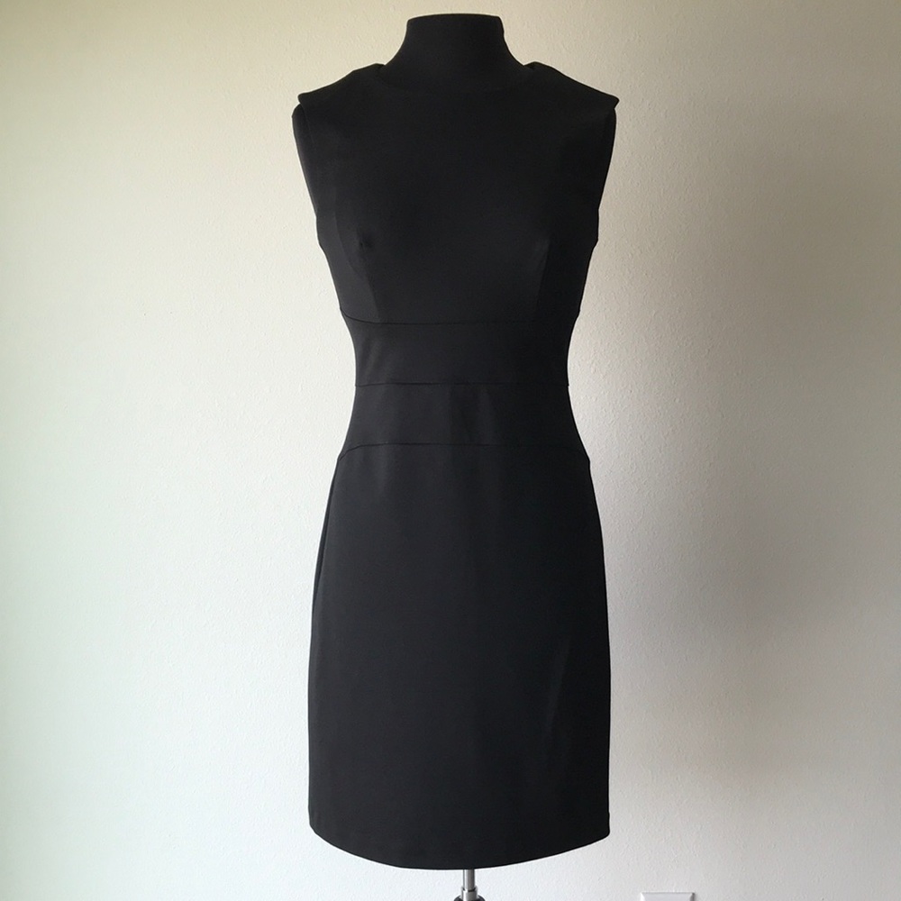 BISOU BISOU LBD Knee Length Black Dress W-8